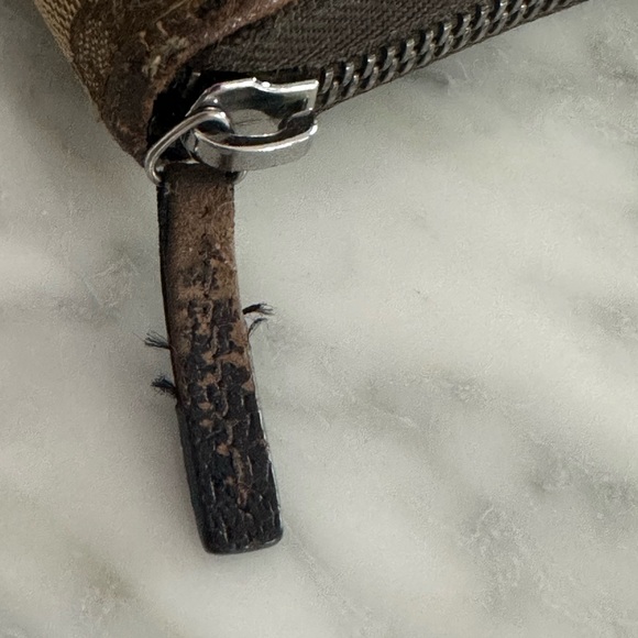 ✨GUCCI LONG ZIPPER WALLET✨ - Picture 11 of 11